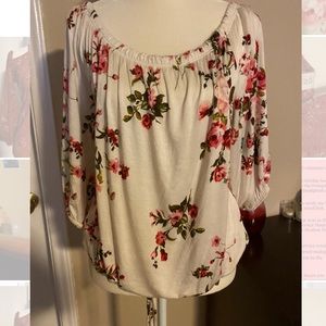 Beautiful Mexican floral semi longsleeve